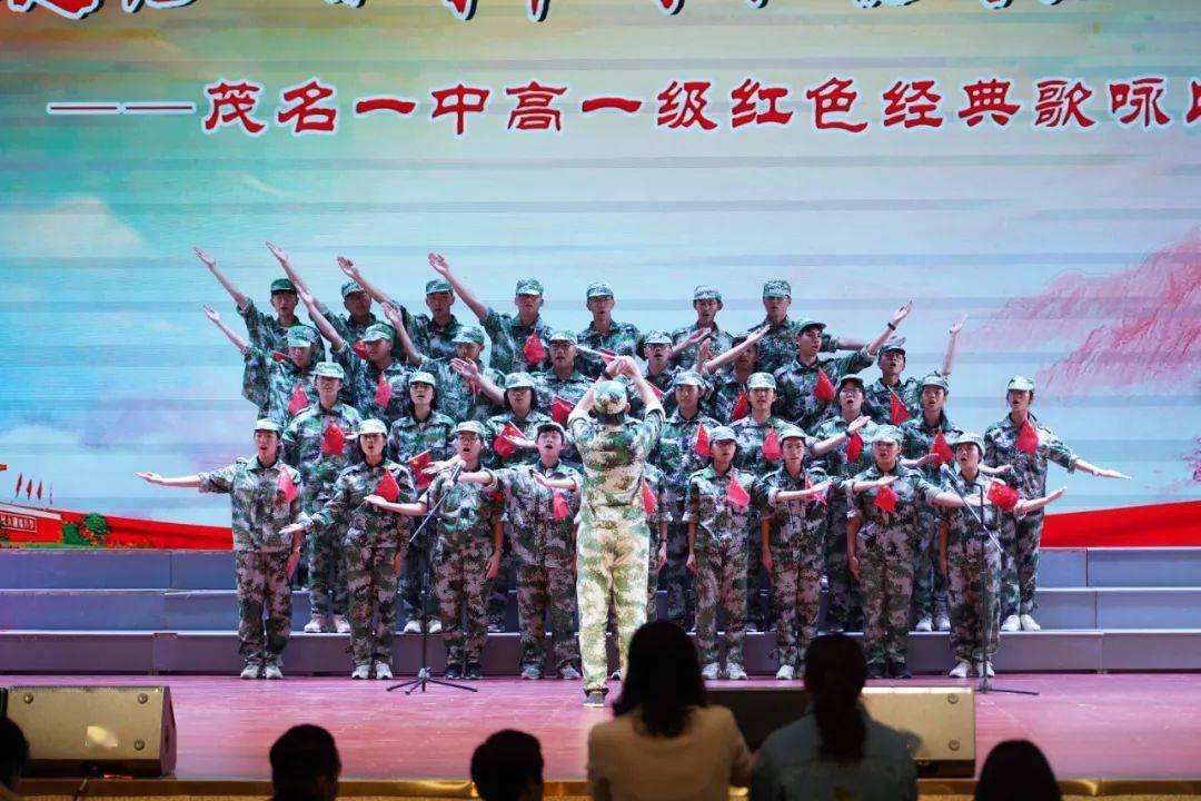 2024三亚年货节“与龙共舞”快闪舞蹈活动火热上演