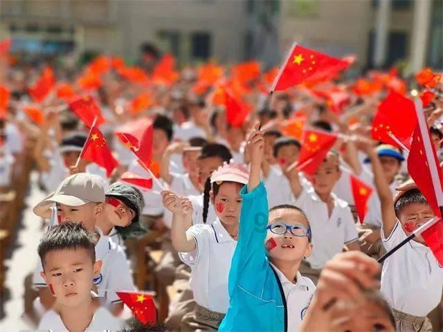 聚焦梁平两会 | 钱建超在参加第八代表团审议时强调 沉心静气 真抓实干 扎实推动各项事业高质量发展