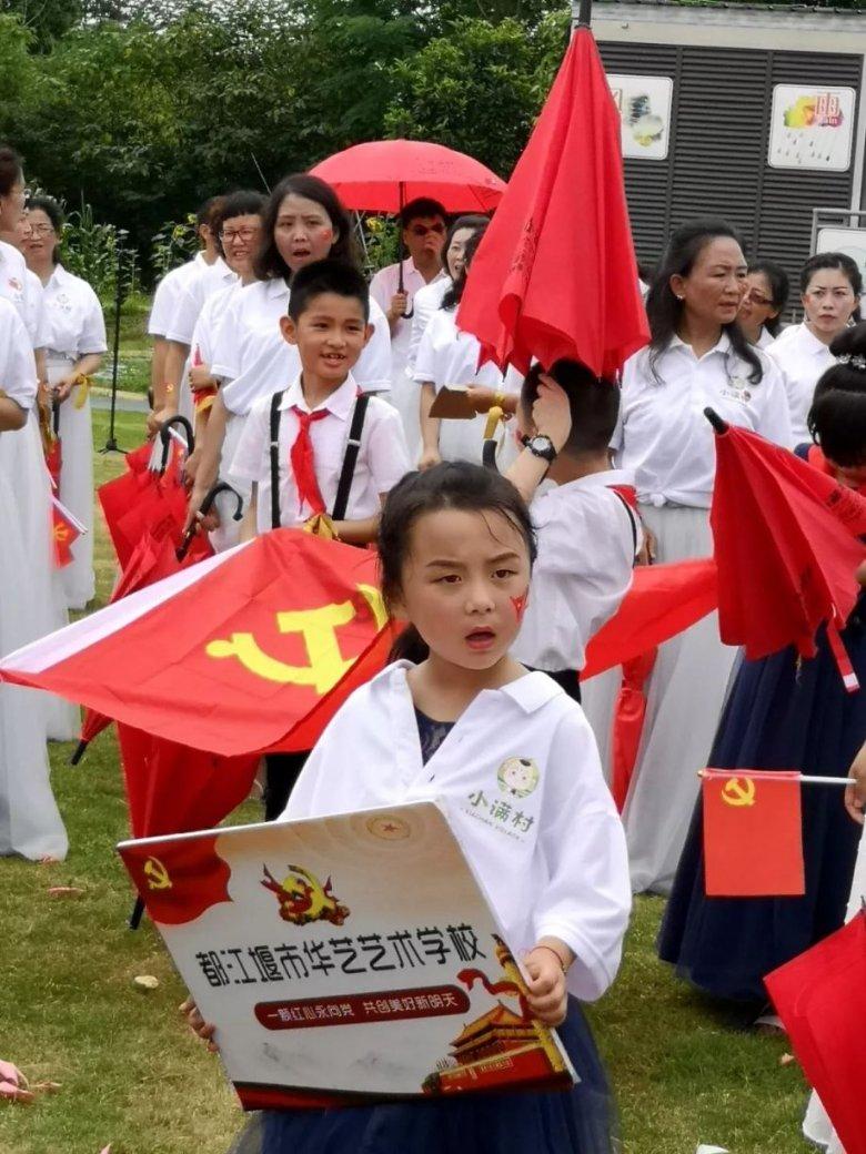 RNG被BLG零封，下路差距竟出现在RNG身上，怀念UZI时代